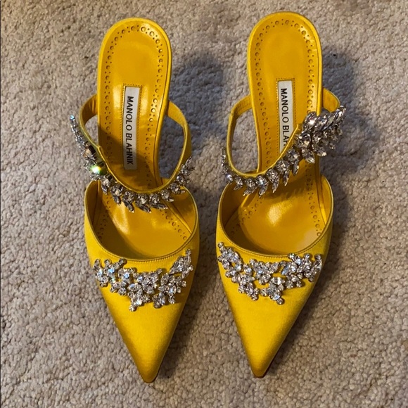 yellow manolo blahnik mules
